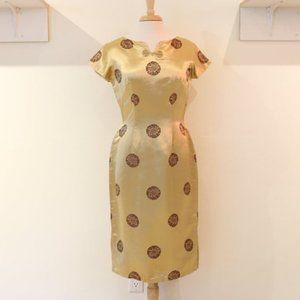 Stunning Gold Patterned Qipao